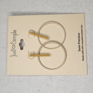 Beautiful Casual Semi Precious Gold Hoop Bar Earrings NWT